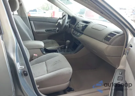 2006 Toyota Camry Le V6 z USA, uszkodzony, nr VIN 4T1BF32K56U623067